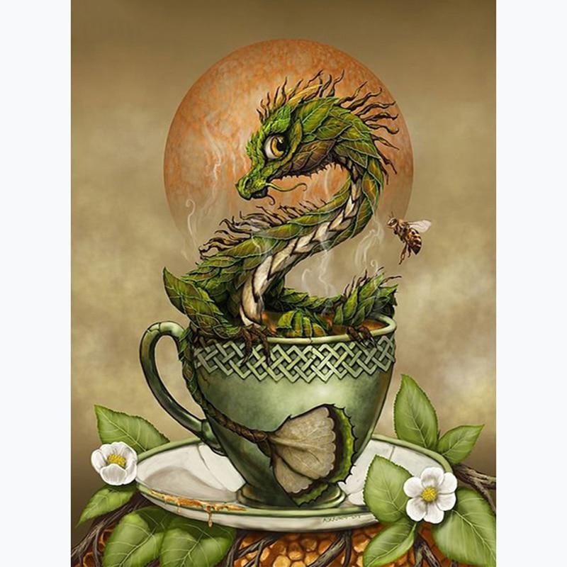 Создать мем: stanley morrison дракон в чашке чая, чай дракон, чайные дракончики