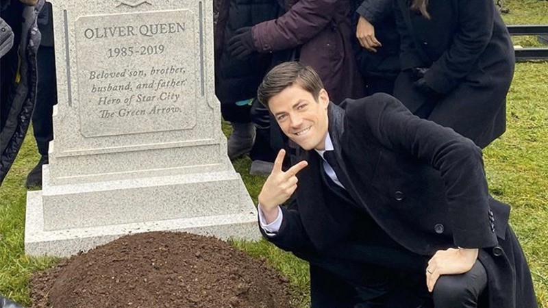 Create meme: Grant Gustin at the grave, grave , grant gastin near the grave