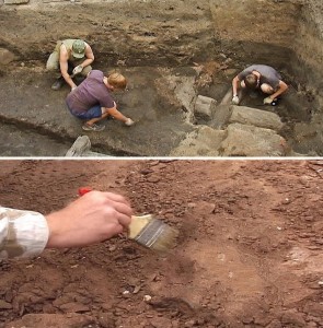 Создать мем: раскопки картинки, археологи фотографии, археологический раскоп