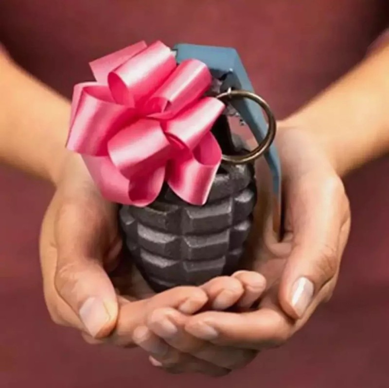 Create meme: gift , I brought a gift, a woman gift with a bow