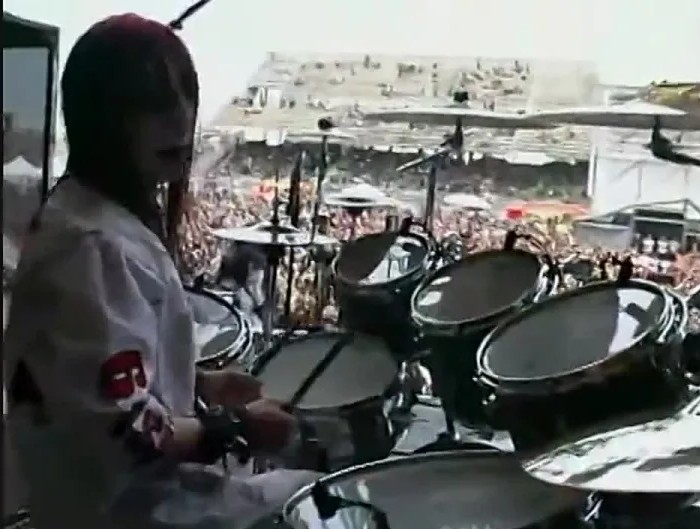 Create meme: joey jordison eyeless, solo by Joey jordison, drummer