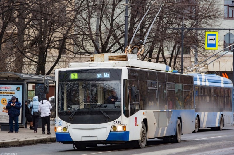 Create meme: trolleybus, urban electric transport , trolleybus Trolza 