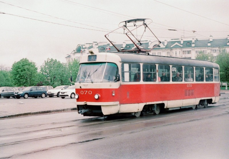 Создать мем: волгоградский трамвай татра, советский трамвай, трамвай татра в москве