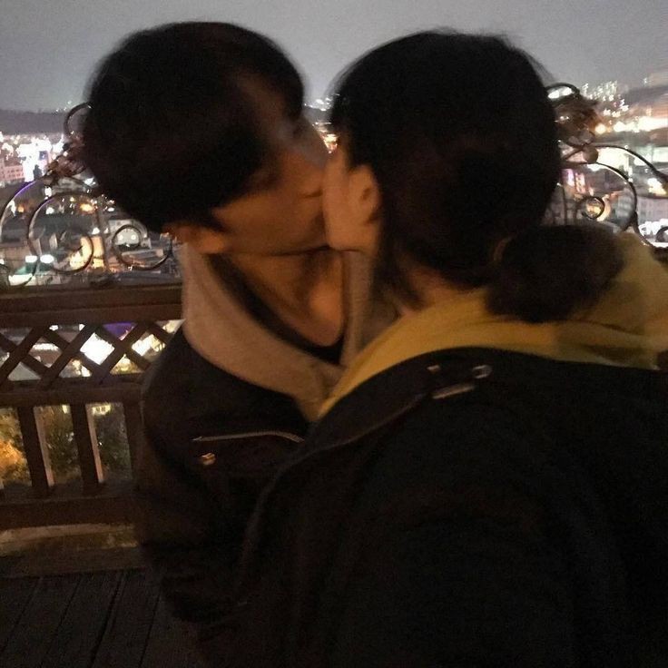 Create meme: korean couples, cute couple, Korean couple without a face
