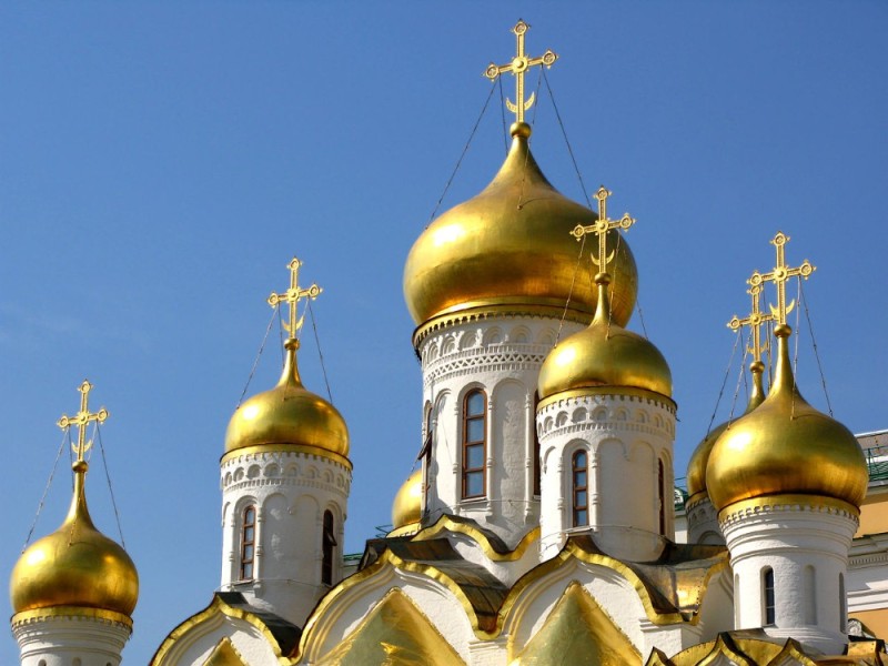 Create meme: Golden domes Temple, church temple cathedral golden domes, golden domes of the Moscow Church of the Transfiguration of the Lord