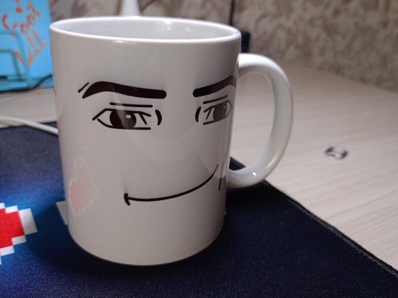Create meme: roblox mug face, mug , mug with a face