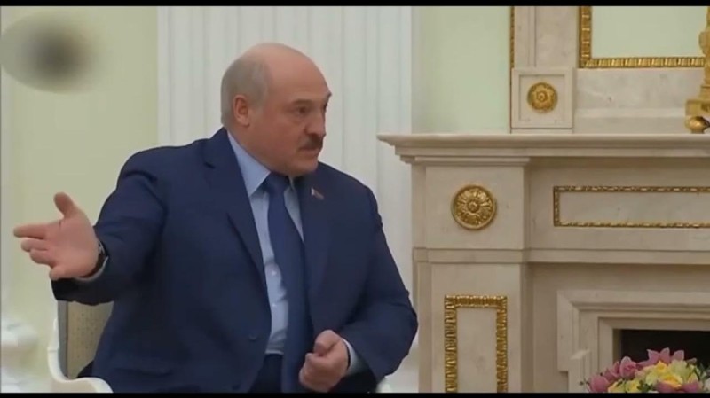 Create meme: lukashenka, Lukashenko meme, Lukashenko and I'll show you now