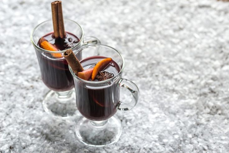 Create meme: mulled wine, mulled wine in the snow, a glass for mulled wine