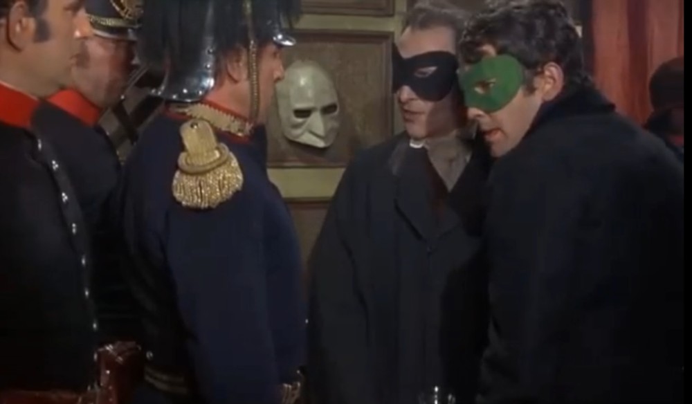 Создать мем: шерлок холмс и доктор ватсон в масках, зелёный шершень 1966, приключения шерлока холмса и доктора ватсона король шантажа