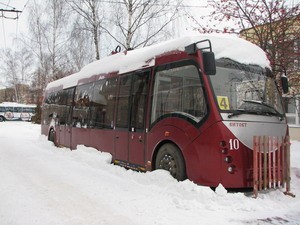 Создать мем: 130 автобус киров-медяны маршрут, электрический транспорт, городской транспорт
