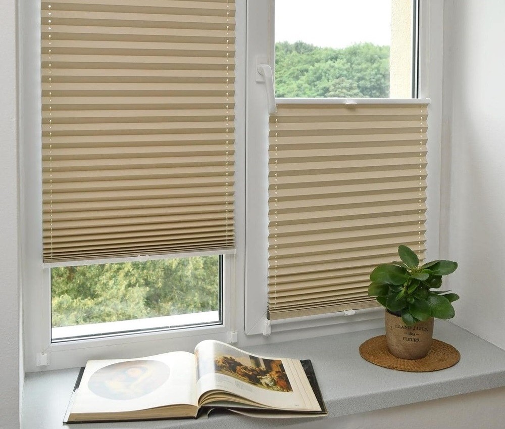 Create meme: delfa pleated curtain "basic transparent white", pleated blinds, pleats on the windows