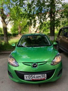 Создать мем: Mazda 2 II Рестайлинг (DE2), мазда демио 2010г, mazda