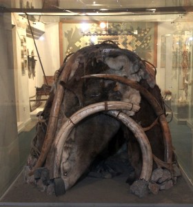 Create meme: Krasnoyarsk Museum of local lore, the dwelling from the bones of mammoths, Krasnoyarsk Museum of local history exhibits
