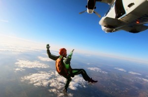 Create meme: parachute, parachute jump 4000 meters, to jump with a parachute