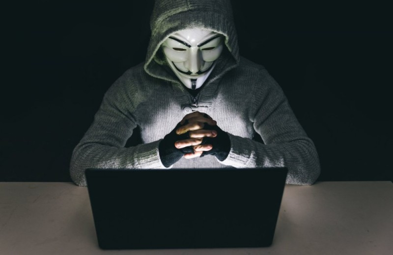 Создать мем: anonymous, @xaker_x_x_x отзывы пользователей, hacker