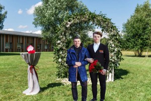 Create meme: wedding arch with greenery