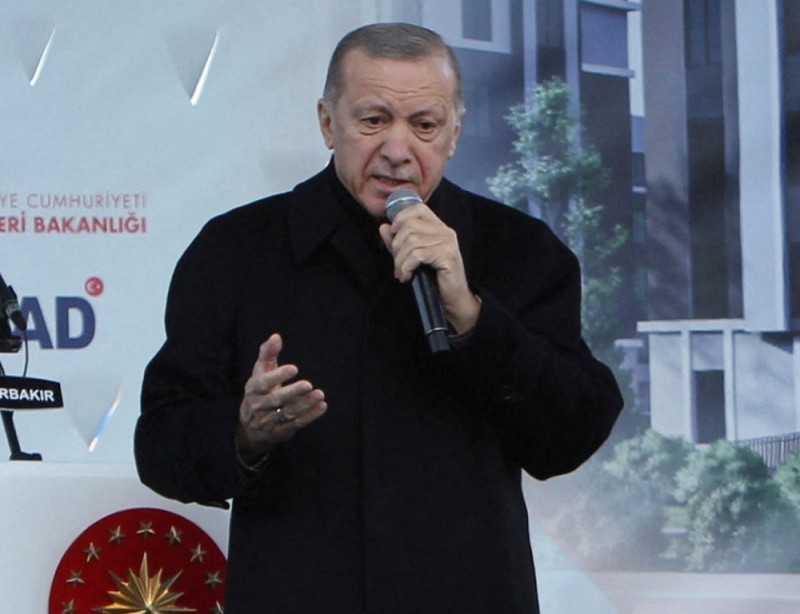 Создать мем: кемаль кылычдароглу, реджеп тайип эрдоган, cumhurbaşkanı erdoğan