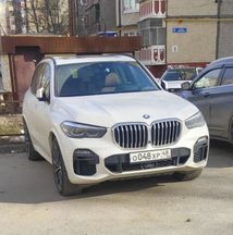 Создать мем: белый бмв х 5, бмв х 5, bmw x 5 g 05