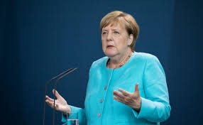 Создать мем: меркель в москве, ангела меркель уходит с поста канцлера германии в 2021, канцлер германии ангела меркель