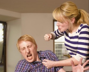 Создать мем: домашнее насилие, domestic violence against men, жена бьет мужа