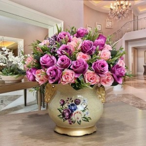 Create meme: artificial flowers for decoration, artificial flowers in vase, floral arrangements