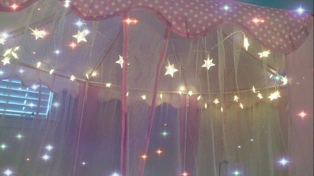 Create meme: garland curtain with Christmas tree, garland curtain, garland of big stars