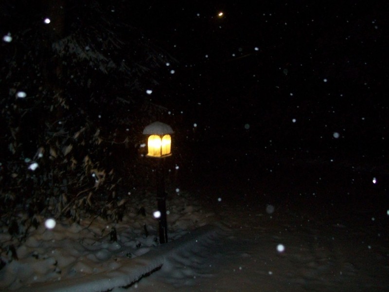 Create meme: falling snow, lantern , night snow