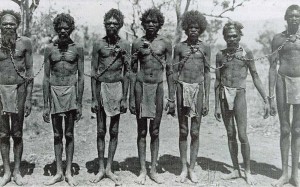 Создать мем: австралийские аборигены колонизация австралии, тиббу племя, аборигены