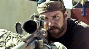 Создать мем: снайпер фильм 2014 брэдли купер, фильм американский снайпер 2015 года, фильм снайпер 2018 сша